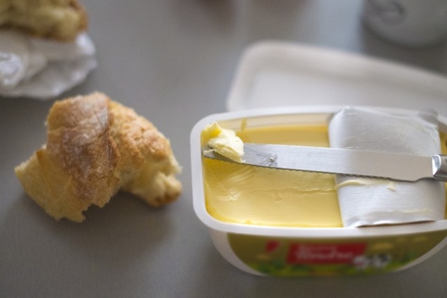 違い バター マーガリン バターとマーガリンの違いと代用は可能？どっちが比較的体に悪いの？